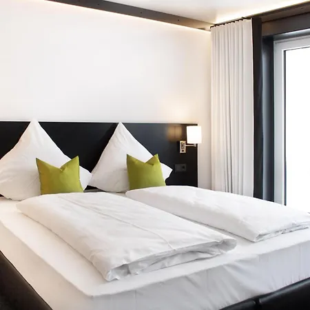 Nec By Wmm Hotel
